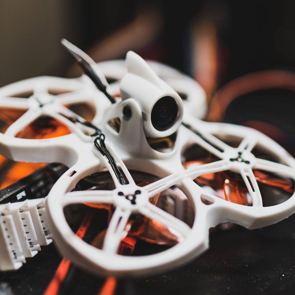 Emax Tinyhawk II 2 RTF FPV Rac - Drone Battery Balance Charger recensie en prijs